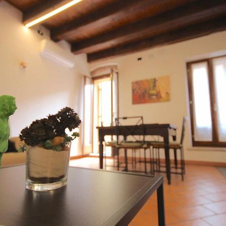 Case Vr Holiday Casa Di Mezzo Верона Экстерьер фото