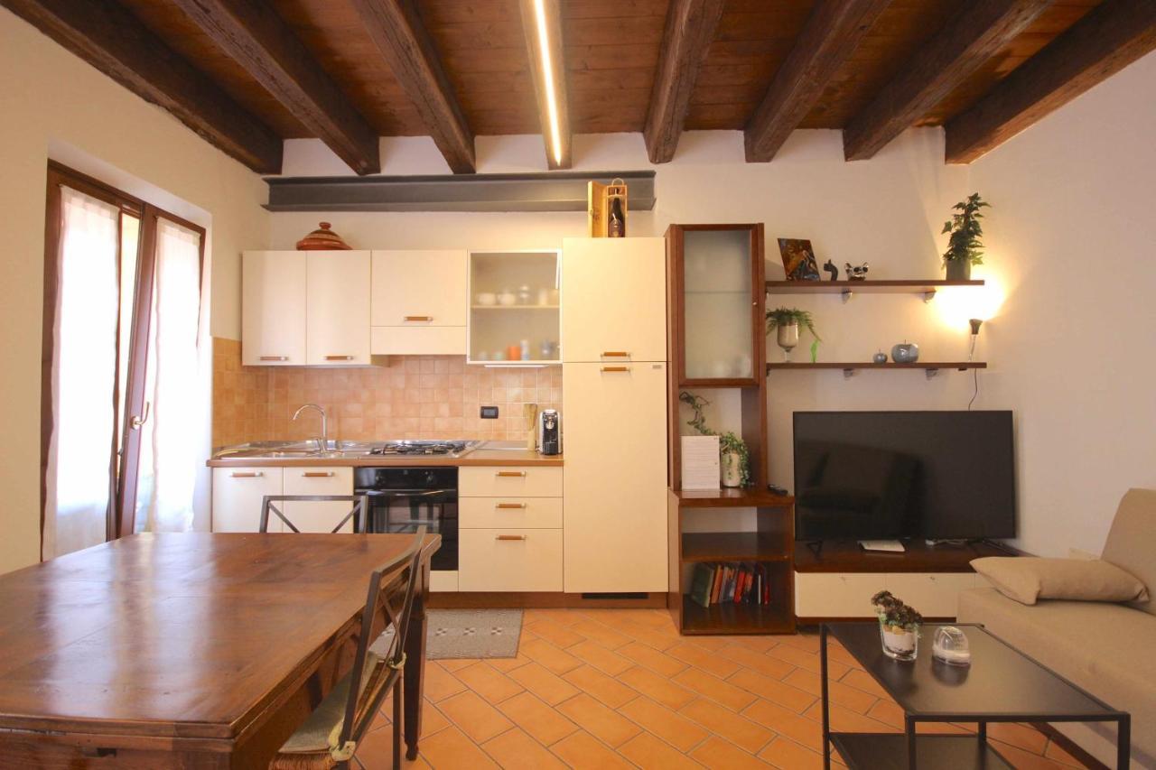 Case Vr Holiday Casa Di Mezzo Верона Экстерьер фото