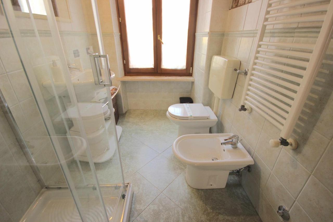 Case Vr Holiday Casa Di Mezzo Верона Экстерьер фото