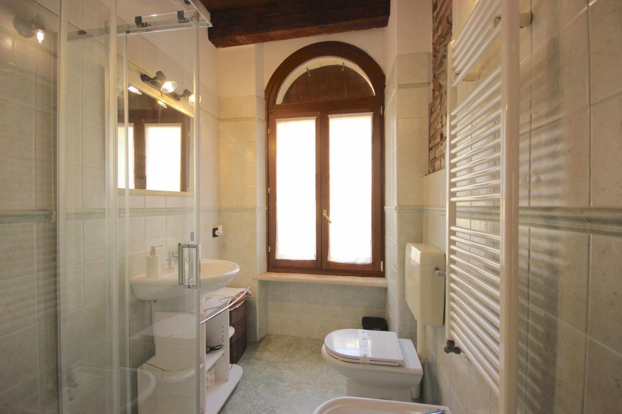 Case Vr Holiday Casa Di Mezzo Верона Экстерьер фото