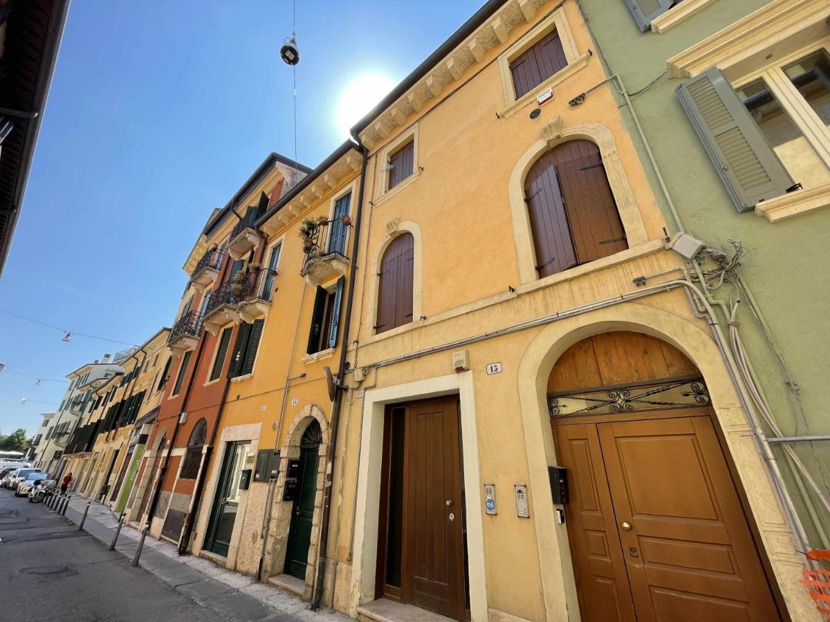 Case Vr Holiday Casa Di Mezzo Верона Экстерьер фото