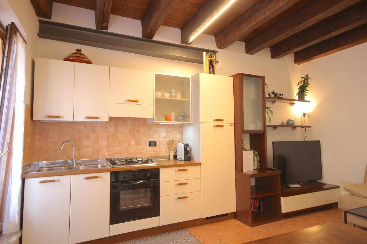 Case Vr Holiday Casa Di Mezzo Верона Экстерьер фото